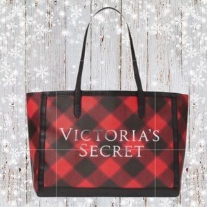 Victoria’s Secret Buffalo Plaid Carry All Tote